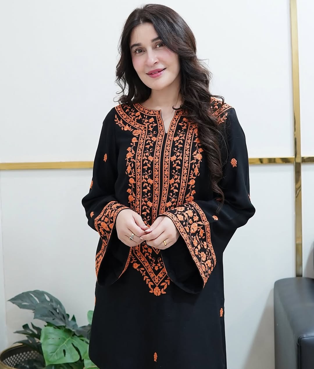 Luxury Embroidered 2Pc Set